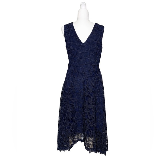 Reiss‎ Rayna Wrap Front Lace Dress, Navy size 8 - Picture 5 of 11